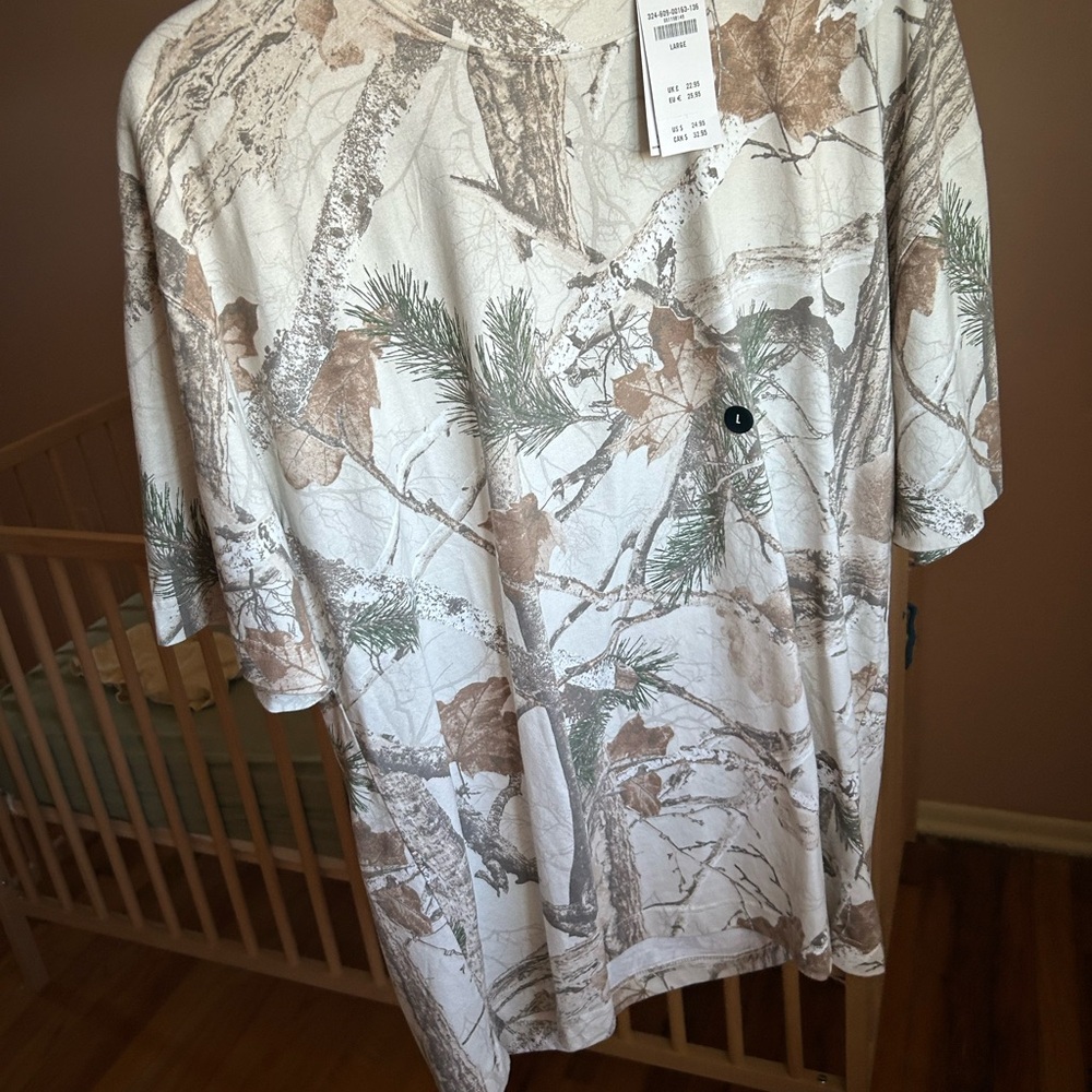 Hollister Natural Camo Short Sleeve Tee